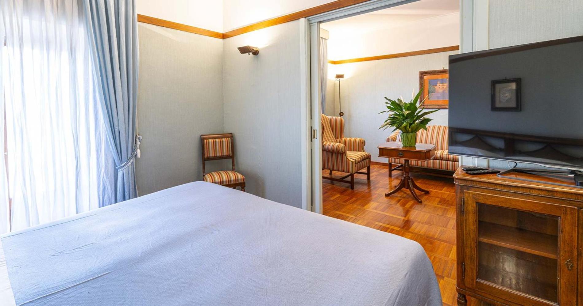 Hotel&Ristorante Miramonti Palazzo Storico Rieti Exterior foto